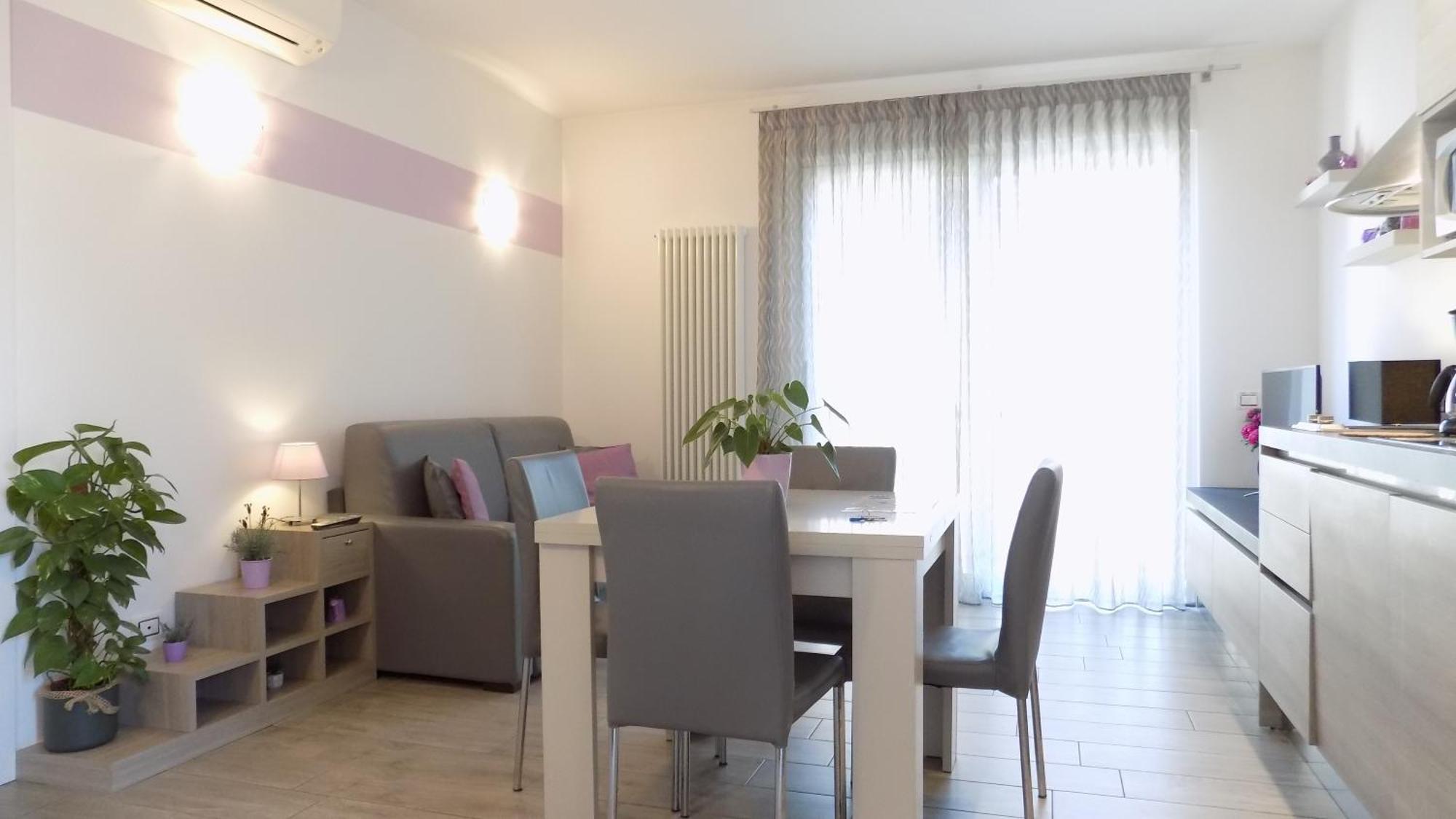 Millyholidays - Apartment Lilla - Center - Nearby Beach - Private Garden - Spa Pool Bardolino Exterior foto